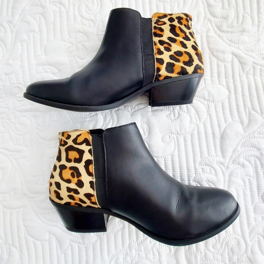 Apri by Italian Shoemakers Gear 2 Booties